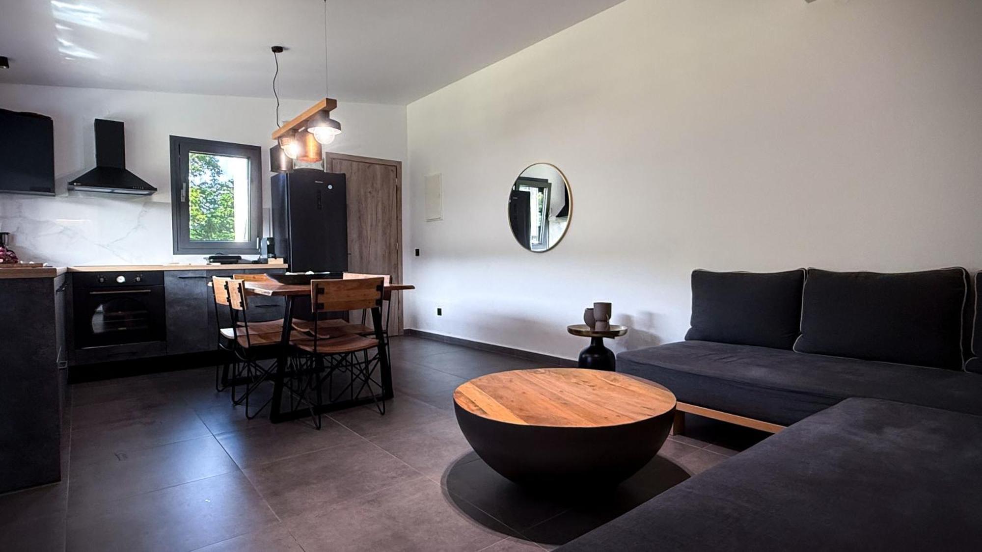 Ek Ornelakis, Luxury Country House With Jacuzzi Khania Eksteriør bilde